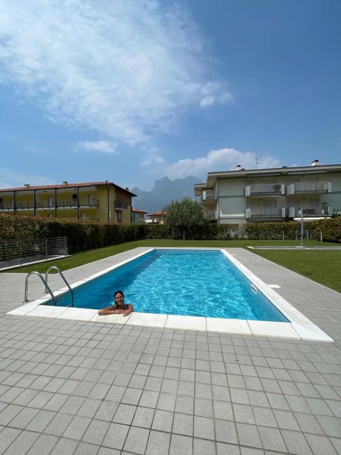 Апартаменты Garden & Pool Perugini Торболе Экстерьер фото