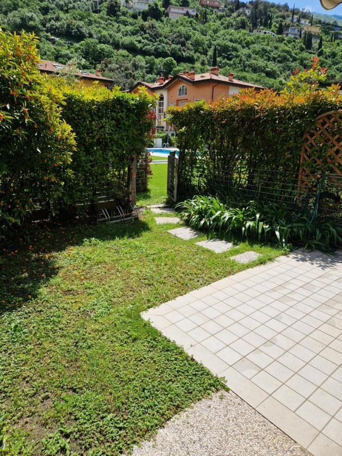 Апартаменты Garden & Pool Perugini Торболе Экстерьер фото